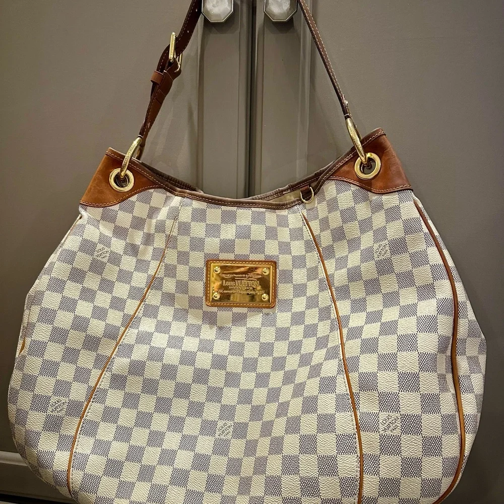 Louis Vuitton Damier Azur Galleria GM - Picture 1 of 12
